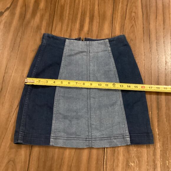 free people modern femme 2  TWO TONE DENIM MINI SKIRT size 0 - Picture 3 of 8